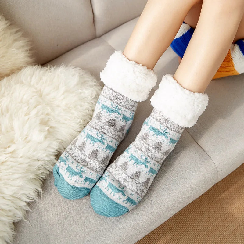 Fluffy Animal Christmas Cozy Sox
